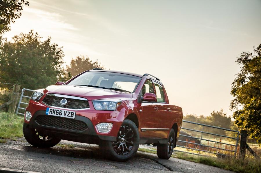  SsangYong Musso Pick-up 2016 года  (фото 11 из 15)